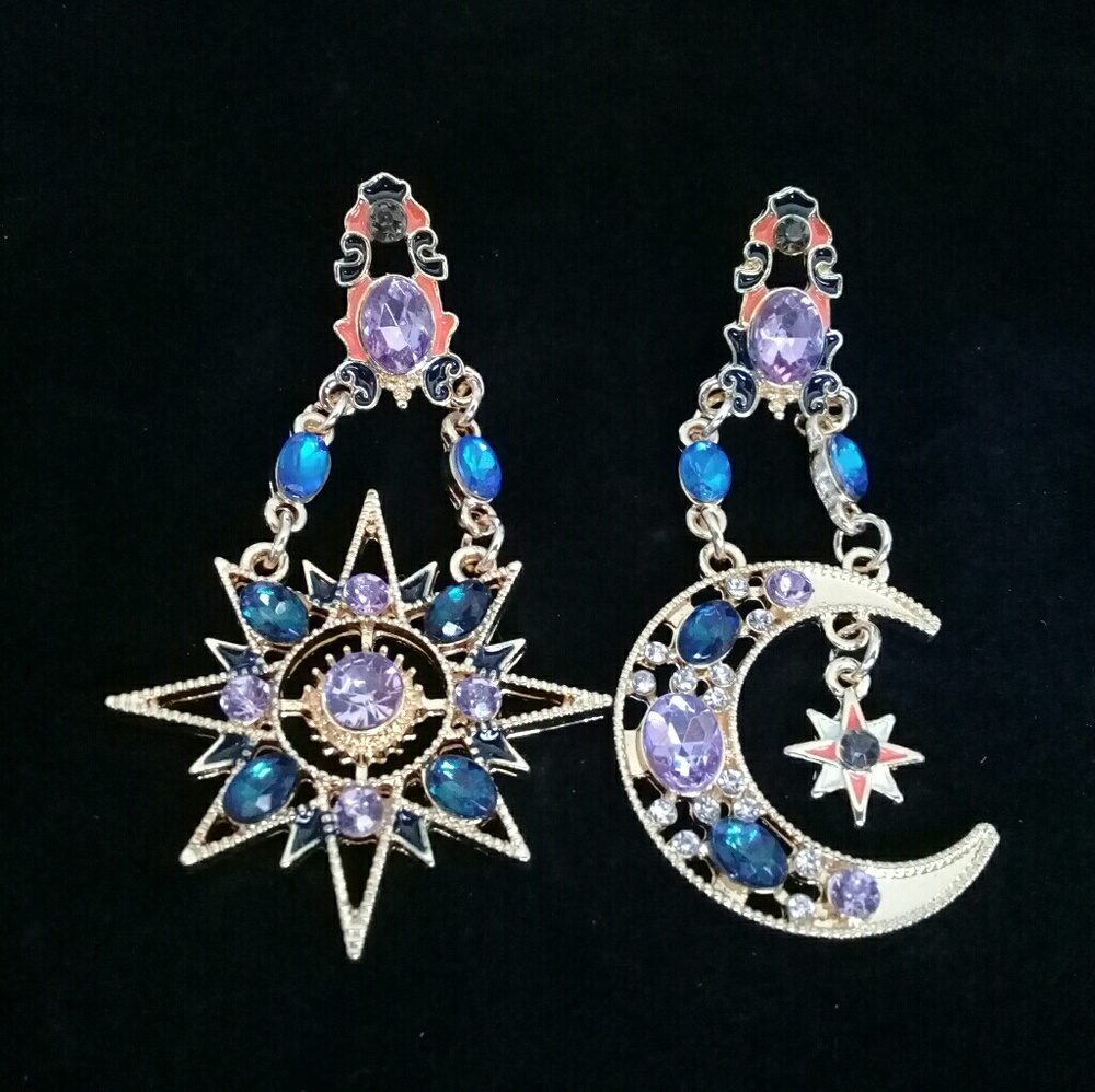 Sun and moon earrings